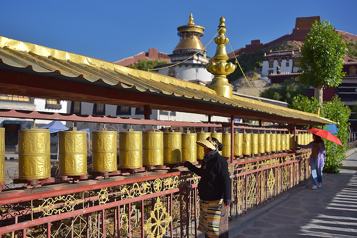 Prayer Wheels of Palkhor Monastery | Foto da Liu Bin